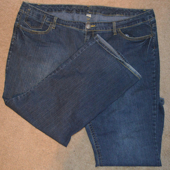 Avenue Jeans Plus Size 22 Petite Bootcut Jeans - Picture 3 of 3